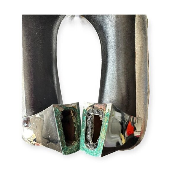 Vintage 60s Christian Dior Souliers Silver Mod Pumps with Metal Discs. Size 7 1 - Picture 14 of 16